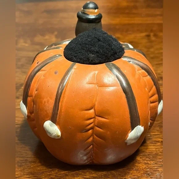 Vintage 1995 Scary Spider Pumpkin Halloween Decor - Picture 4 of 9